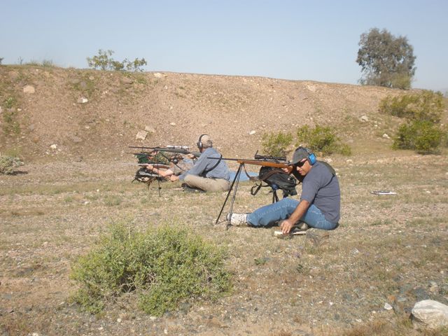 hunting rifle shoot f g l n